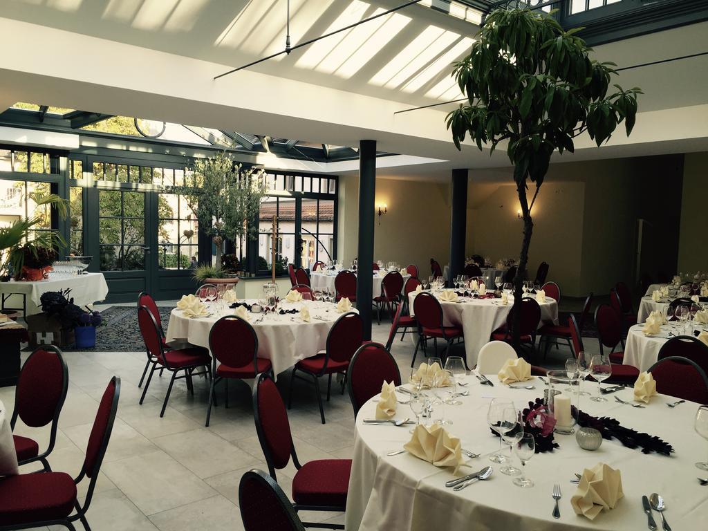 Landgasthof Zum Schwarzen Adler Hotel 3*