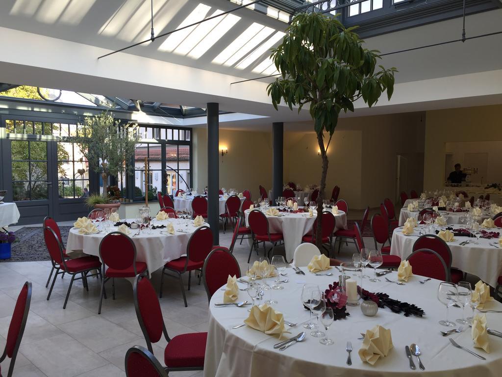 Hotel Landgasthof Zum Schwarzen Adler Markt Nordheim