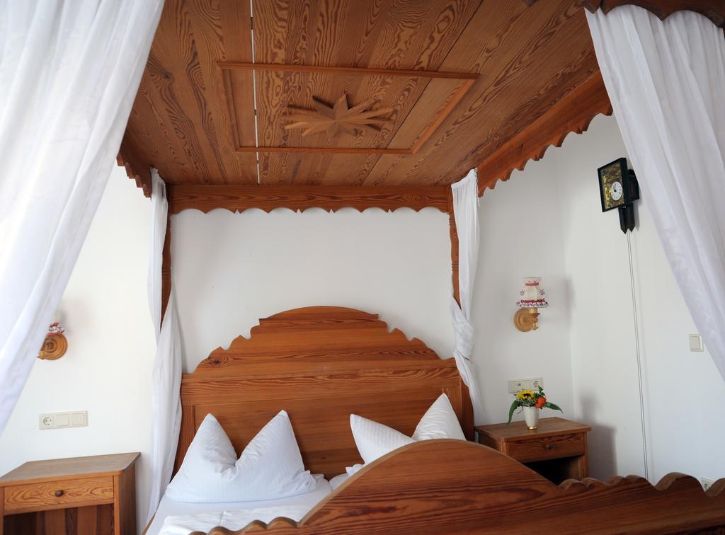 Landgasthof Zum Schwarzen Adler Hotel 3*