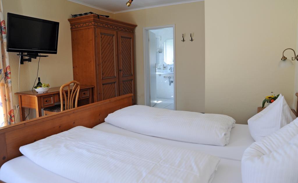 Landgasthof Zum Schwarzen Adler Hotel 3*
