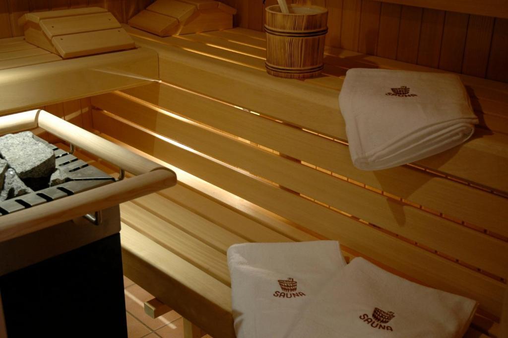 Landgasthof Zum Schwarzen Adler Hotel 3*